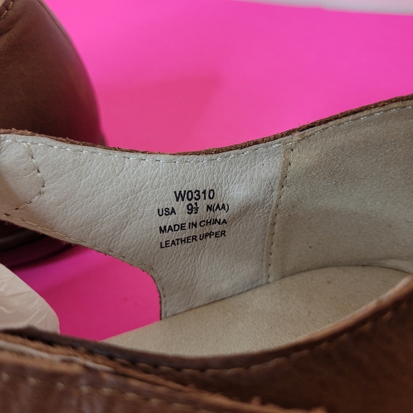 NWOT propet April Comfort Sandal Shoes Sz 9.5 - Picture 8 of 8